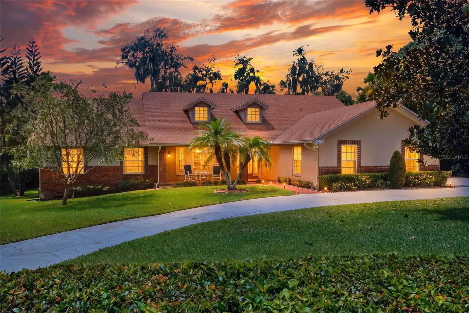 1221 Edgewood Drive, FL