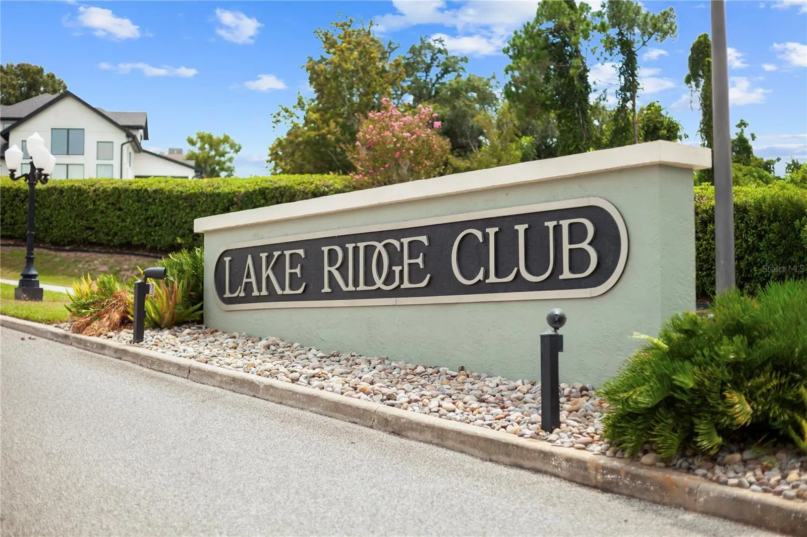 12615 Crown Point Circle, FL
