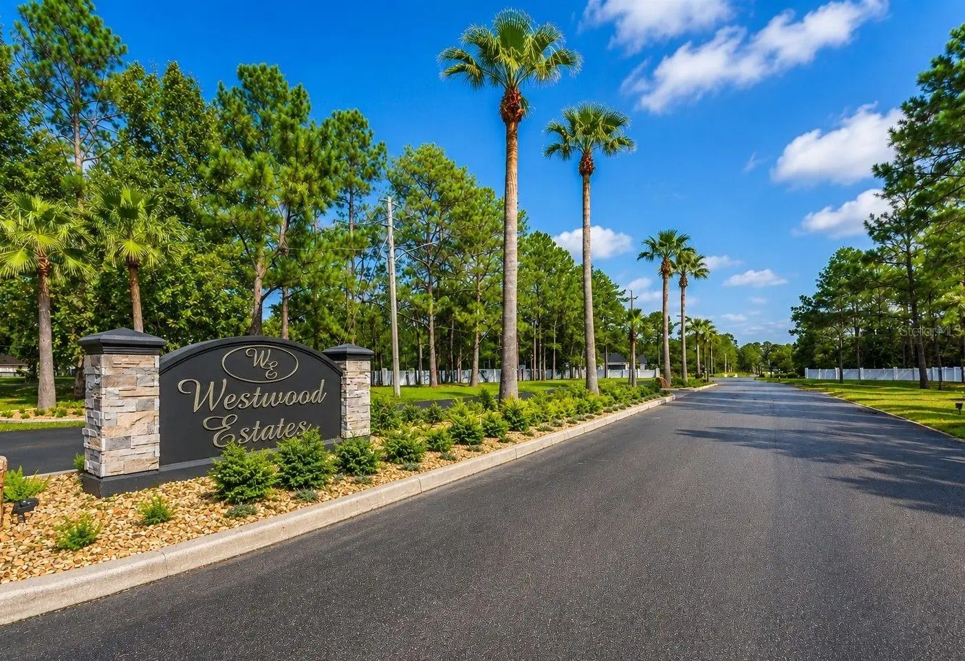 8541 Woodleaf Boulevard, FL