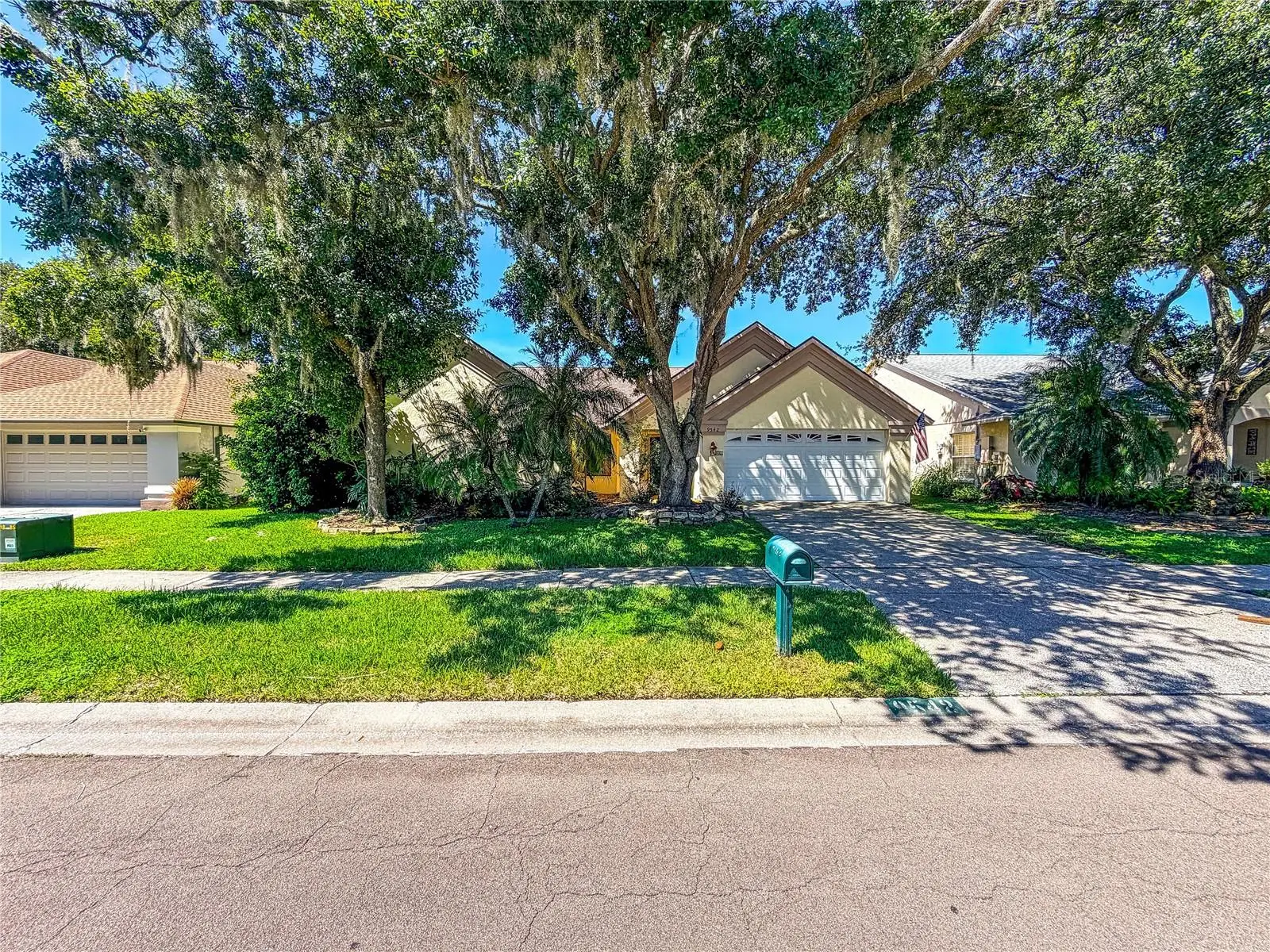 9542 Pebble Glen Avenue, FL