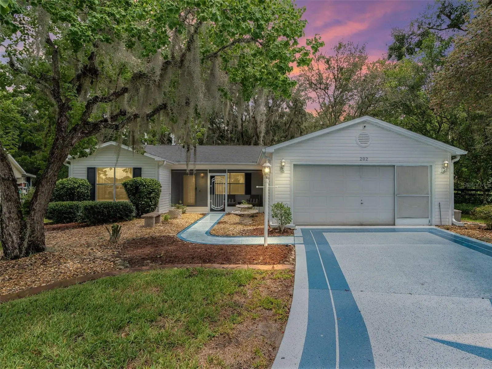 202 Juarez Way, FL