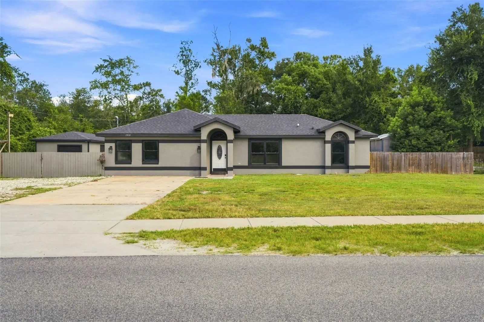 1300 Adeline Street, FL