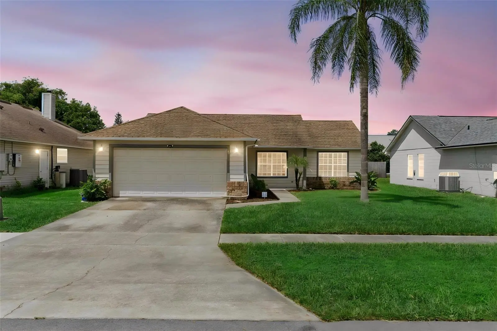 204 Bristol Circle, FL