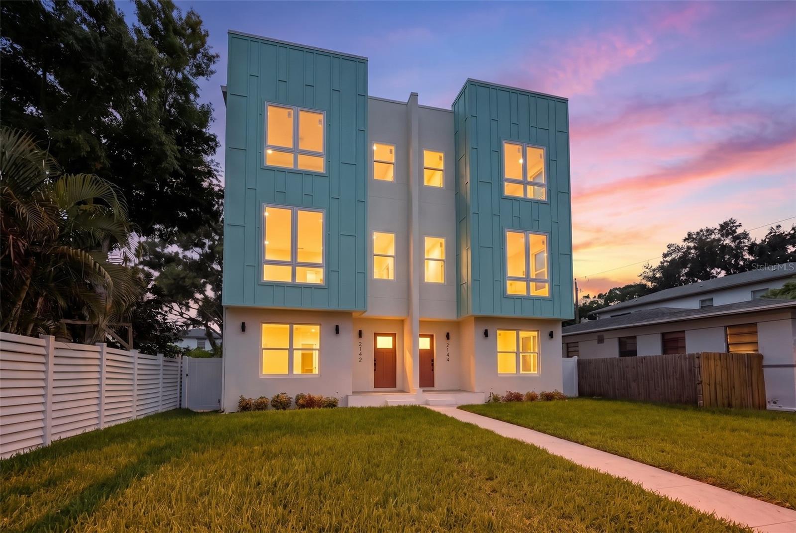 2142 5th Avenue, FL