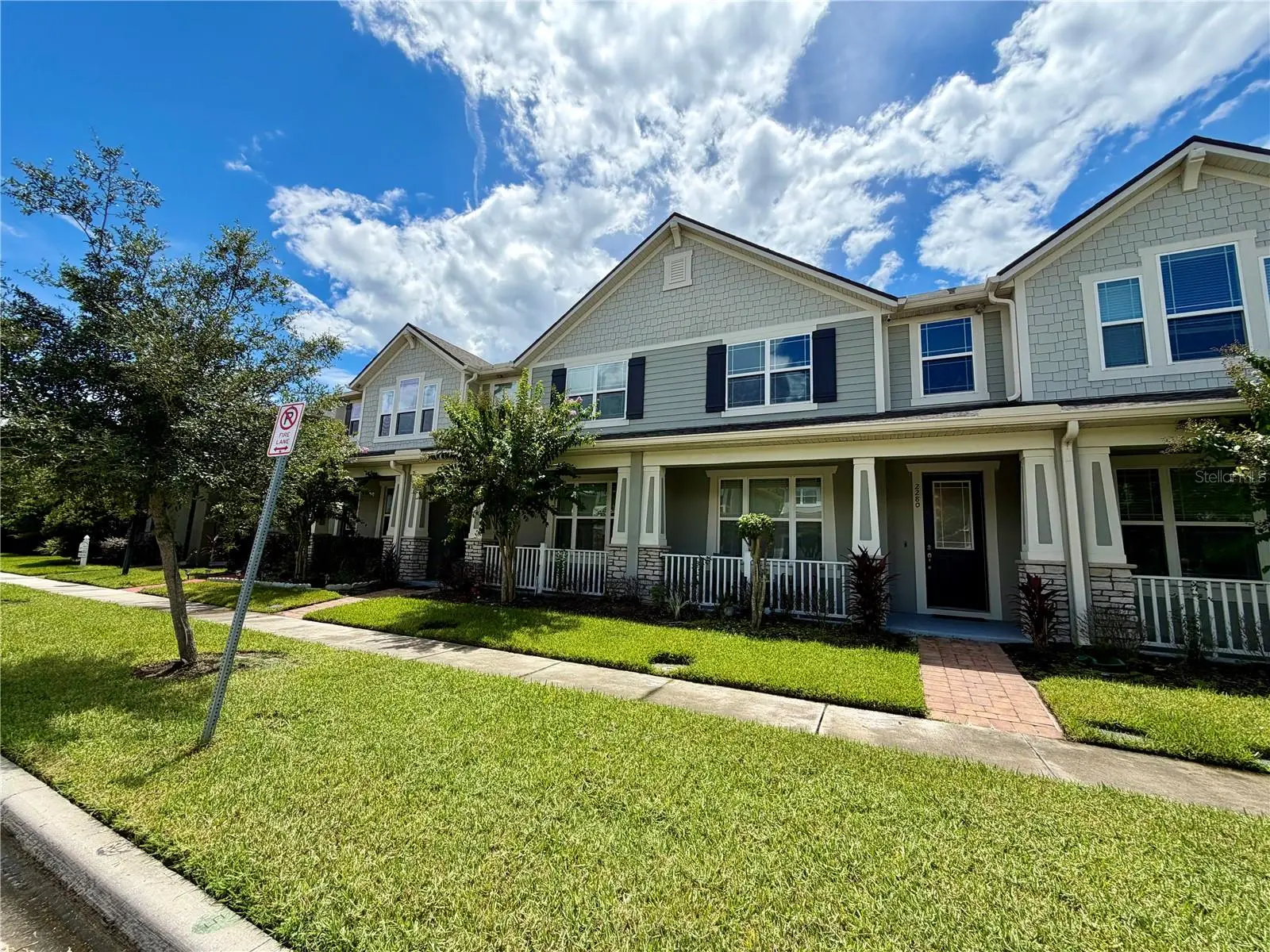 2280 Centerra Loop, FL