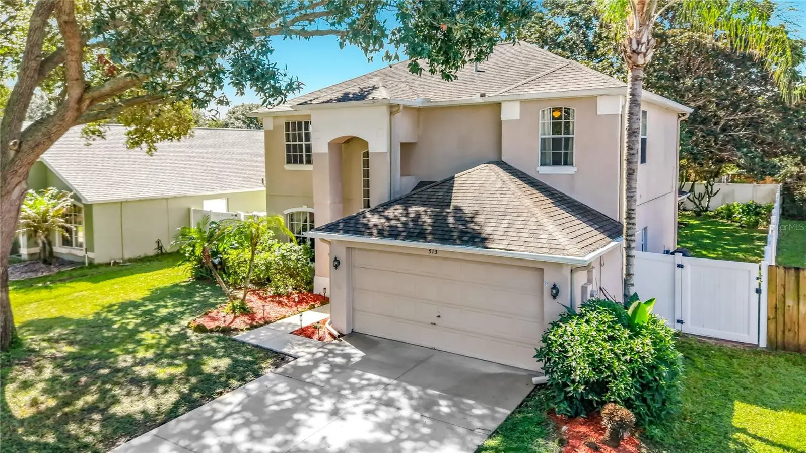 513 Winding Hollow Avenue, FL