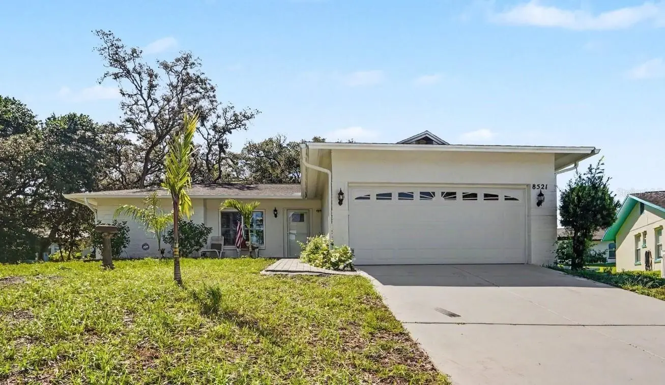 8521 Cedarview Court, FL