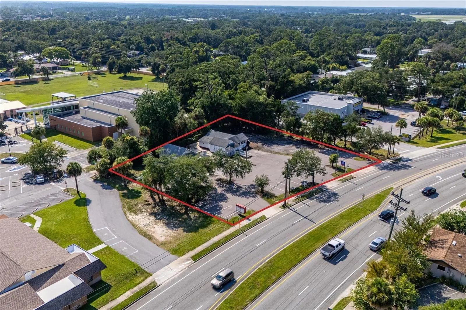 1042 Dixie Freeway, FL