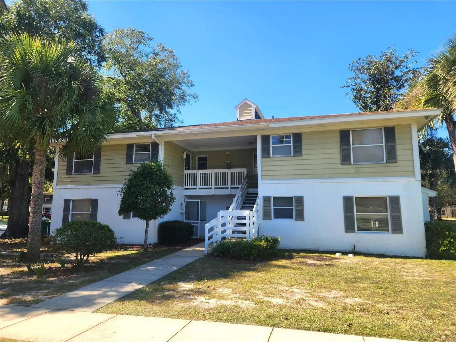 8215 Fairways Circle, FL