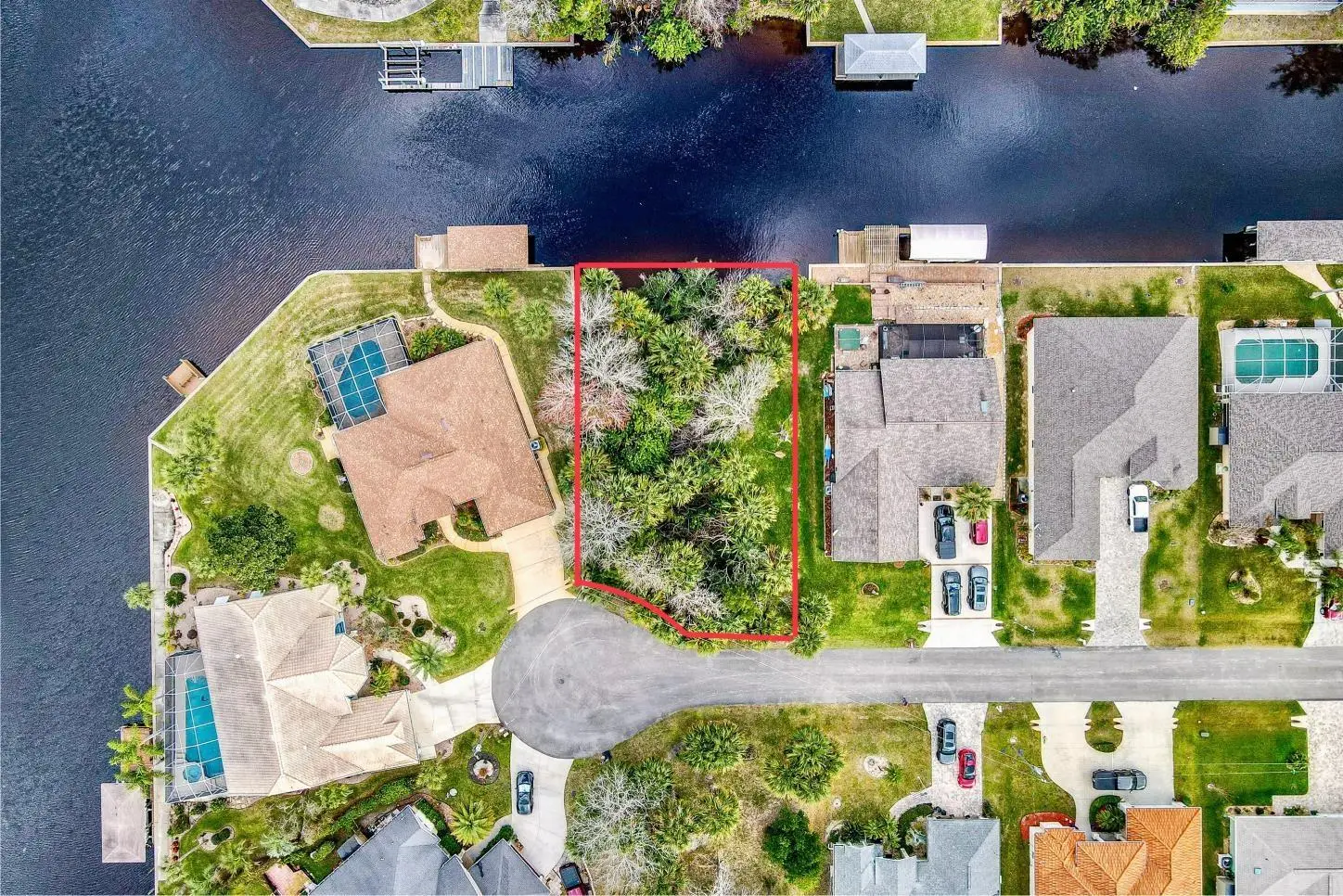 16 Crandon Court, FL