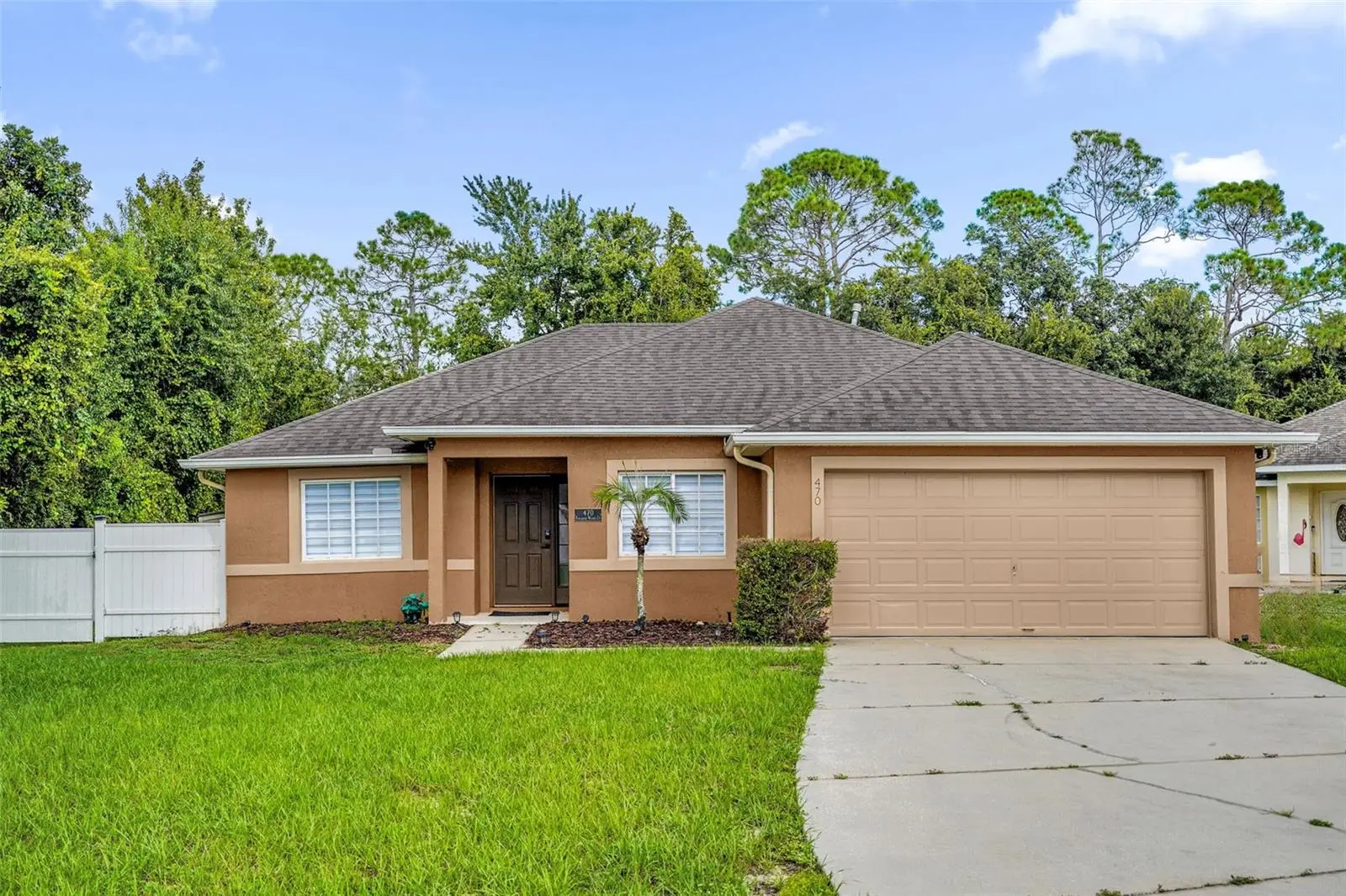 470 Paradise Woods Court, FL
