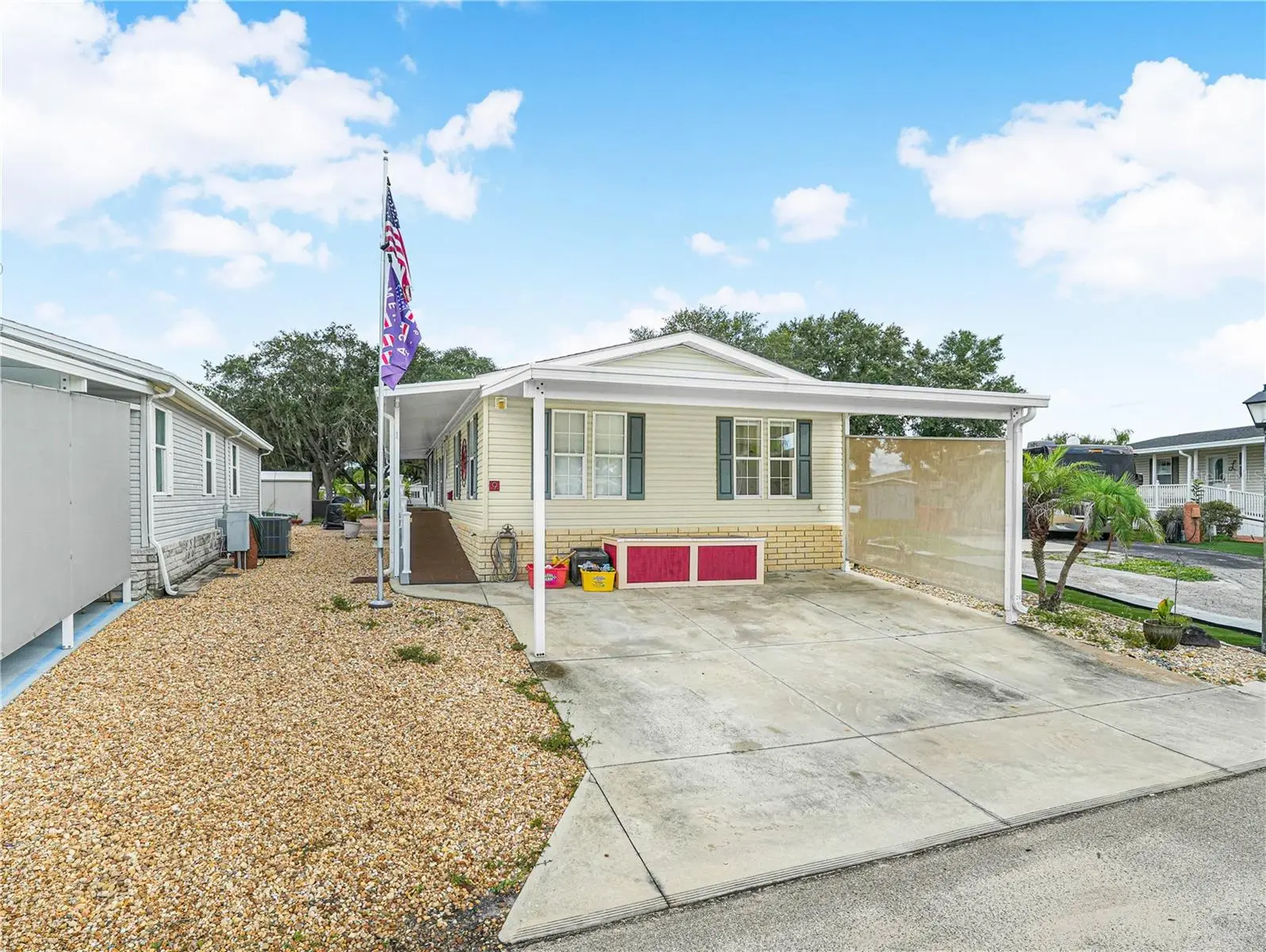 9 Silver Doctor Lane, FL