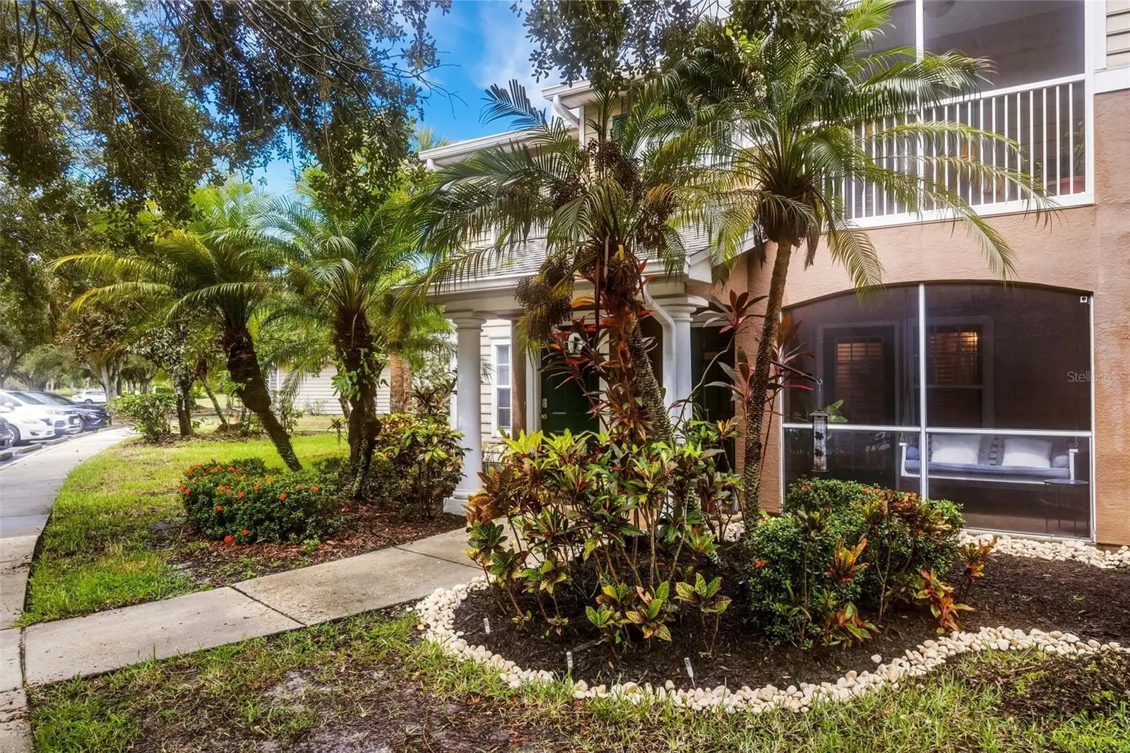 8809 Manor Loop, FL