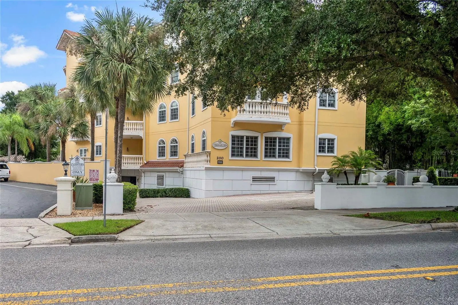 200 Interlachen Avenue, FL