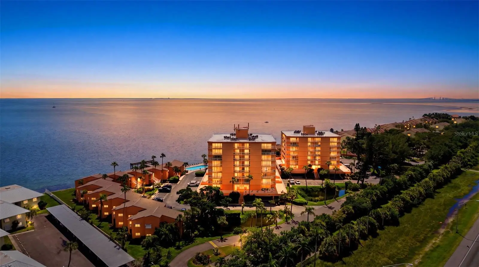 7432 Sunshine Skyway Lane, FL