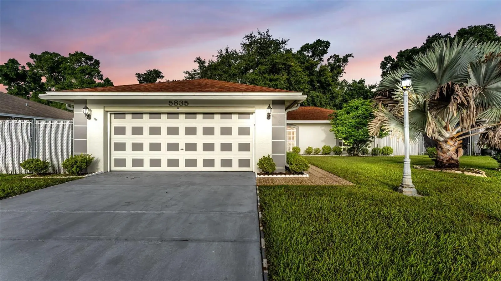 5835 Daughtery Downs Loop, FL