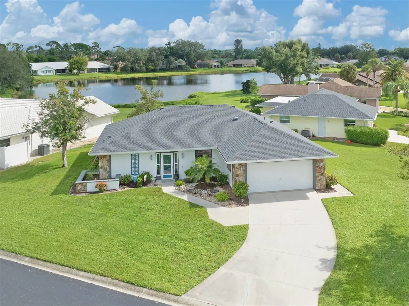 3286 Meadow Run Circle, FL