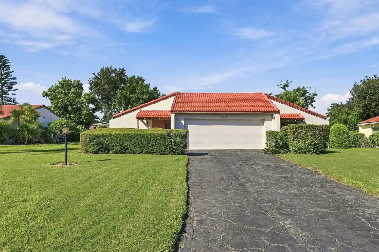 7232 Las Casas Drive, FL