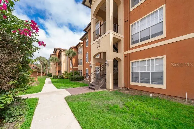 5548 Metrowest Boulevard, FL