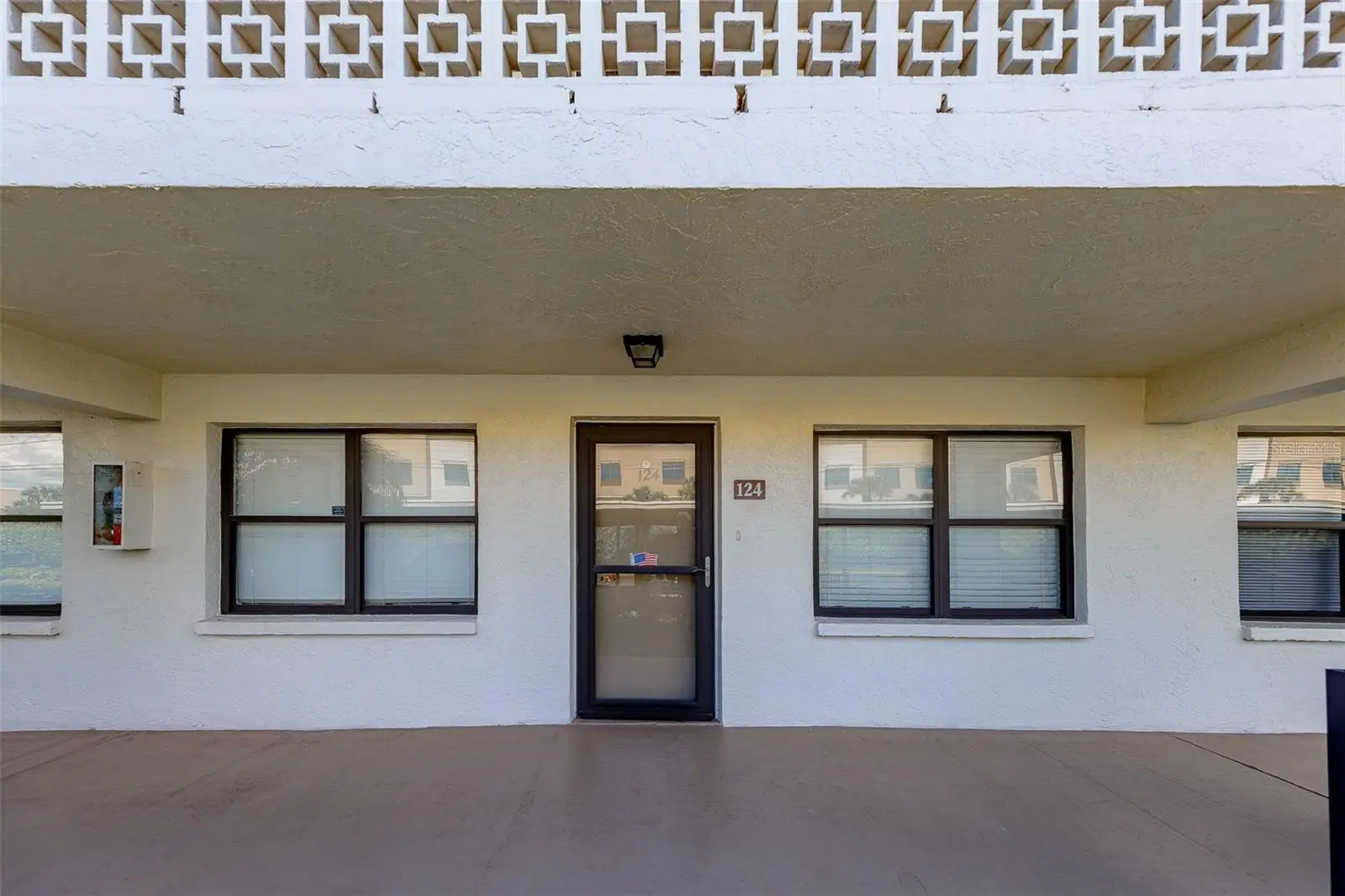5090 Bay Street, FL