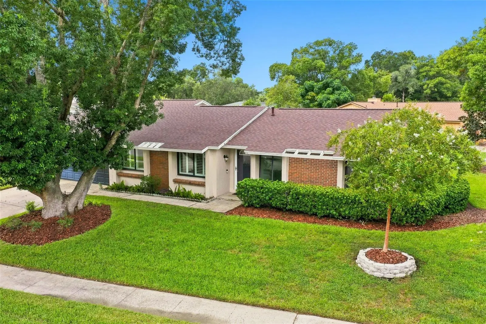 820 Van Ness Circle, FL