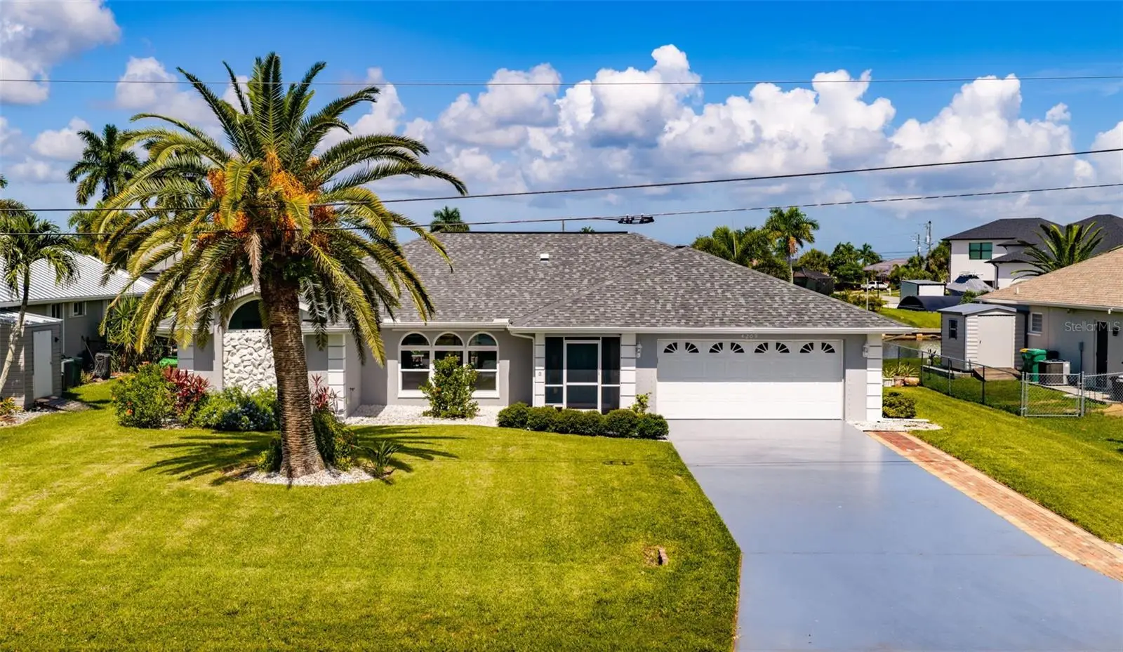 4209 Flamingo Boulevard, FL