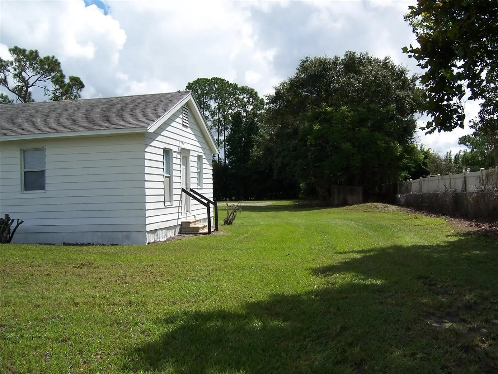 2011 Carrington Drive, FL
