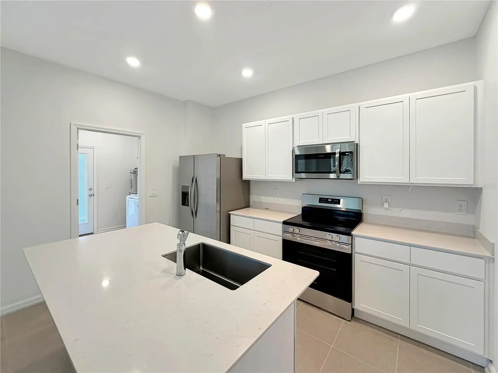 2212 Red Sun Street, FL