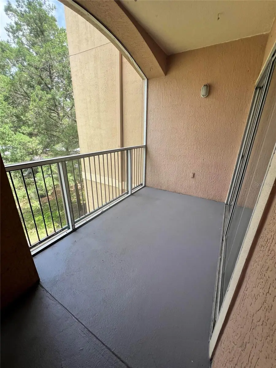 5512 Metrowest Boulevard, FL
