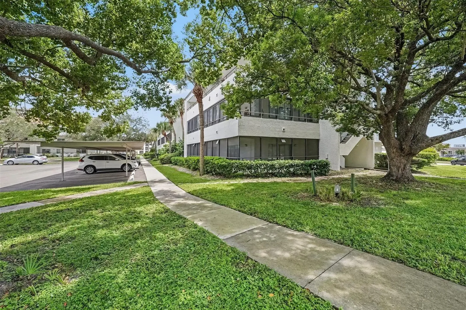 2585 Countryside Boulevard, FL