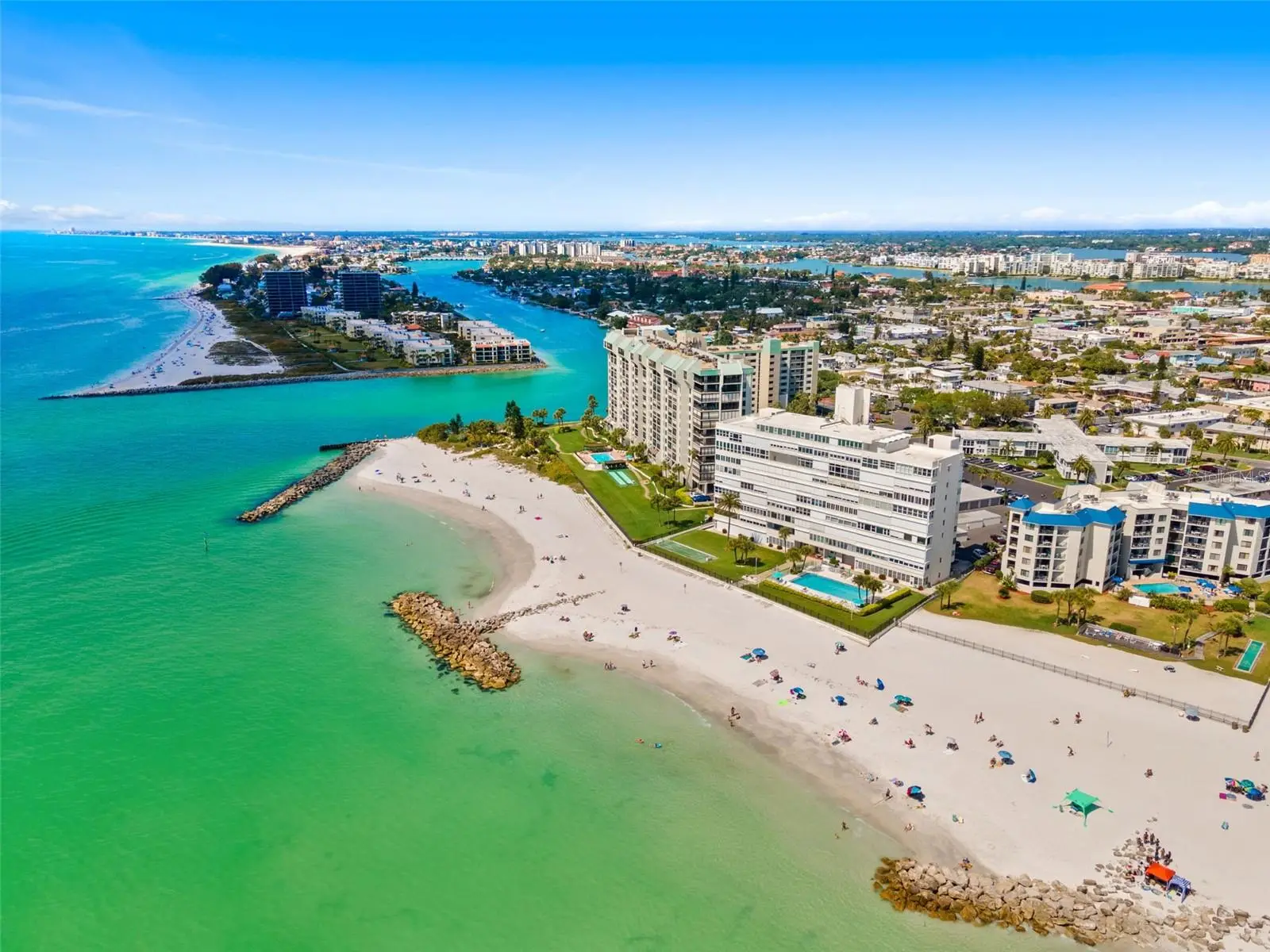 7000 Beach Plaza, FL