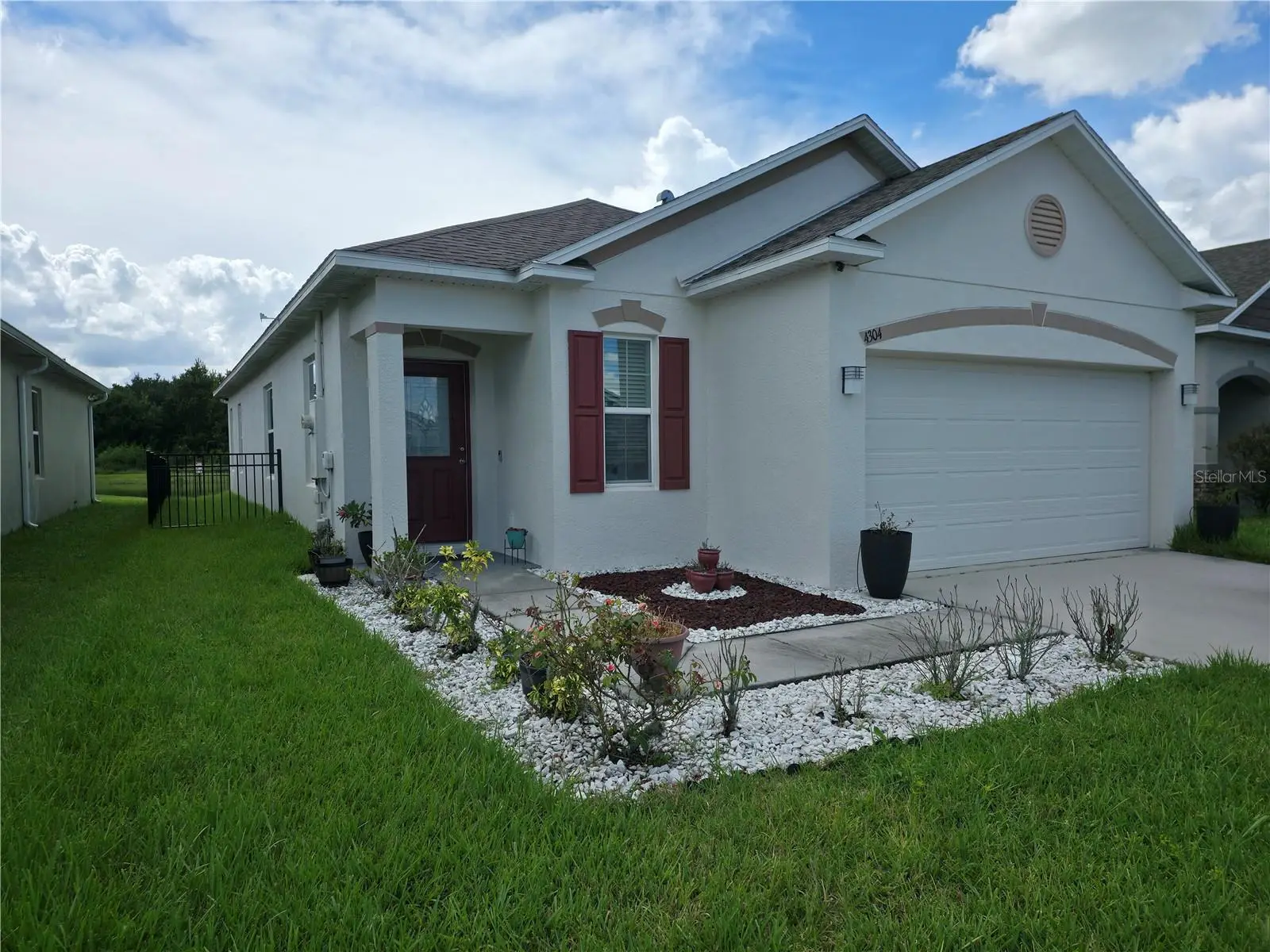 4304 Desert Rose Avenue, FL
