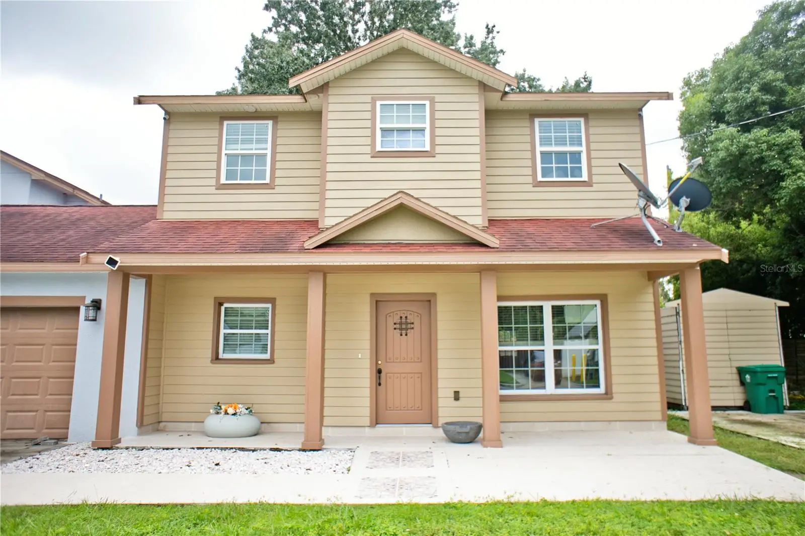 402 Maple Street, FL