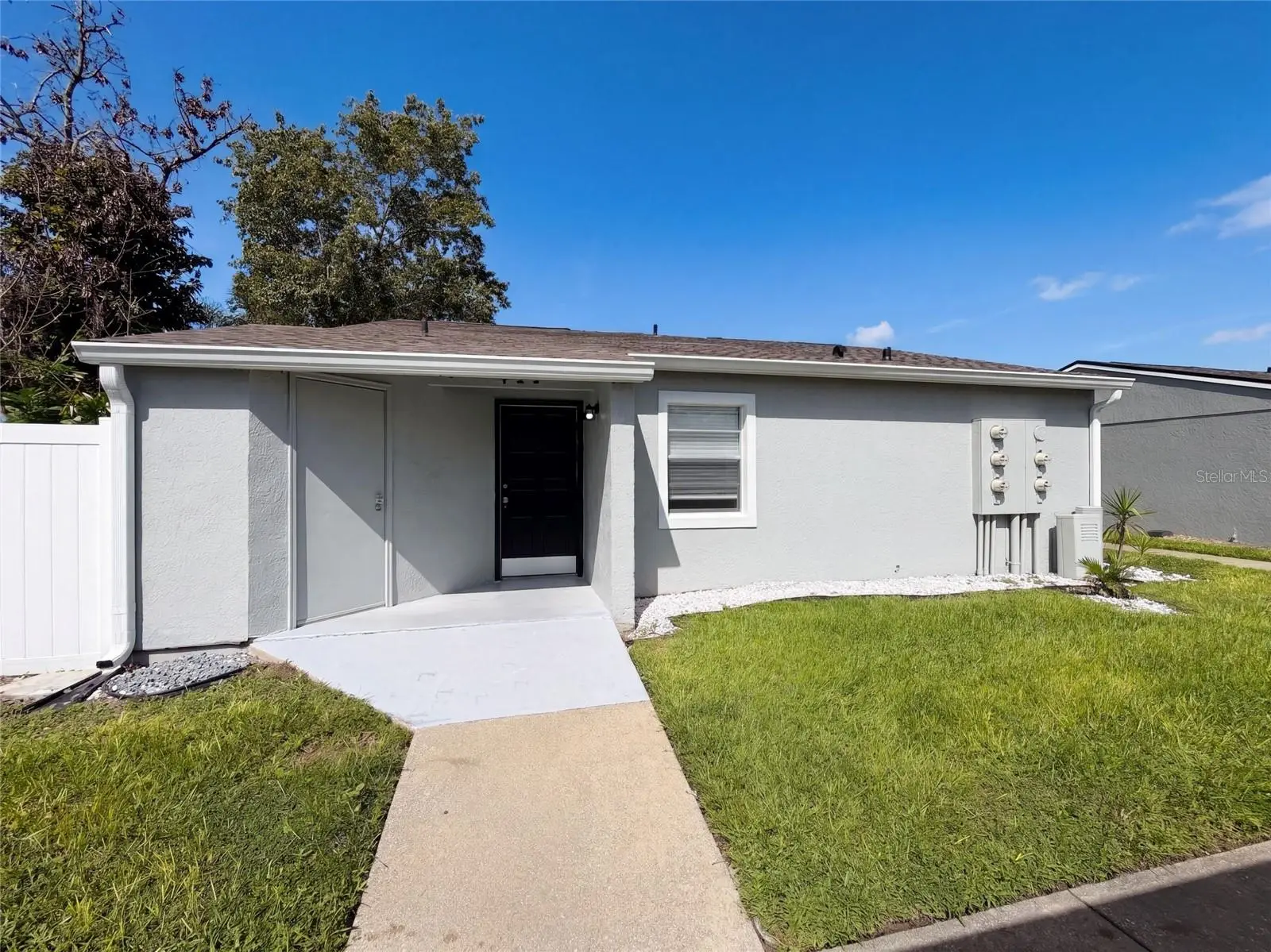411 Dorchester Square, FL