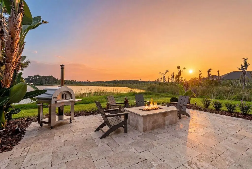 9226 Charles E Limpus Road, FL