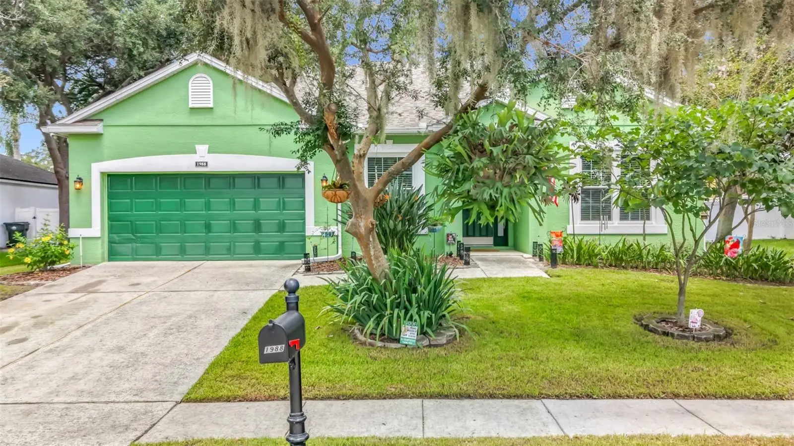 1988 Ancient Oak, FL