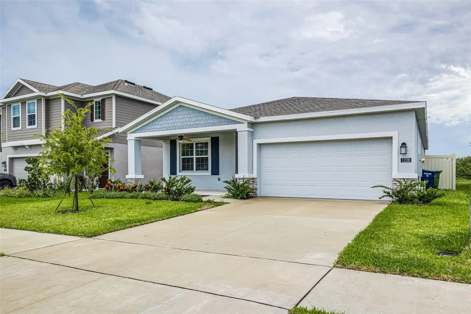 1228 Tyler Loop, FL