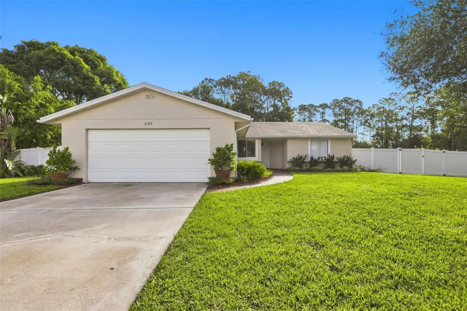 1149 Autumn Brook Circle, FL