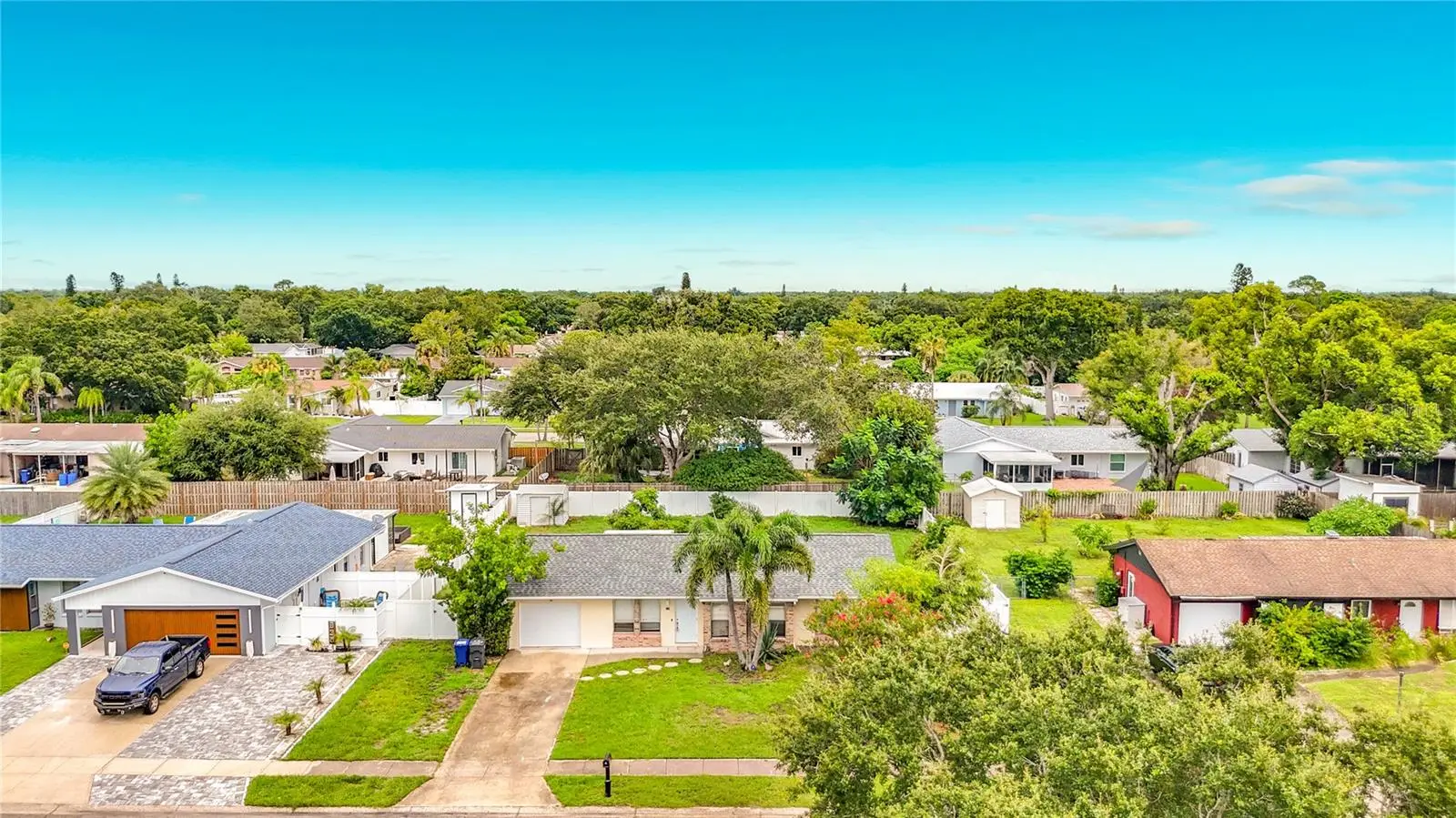 839 Southern Pine Lane, FL