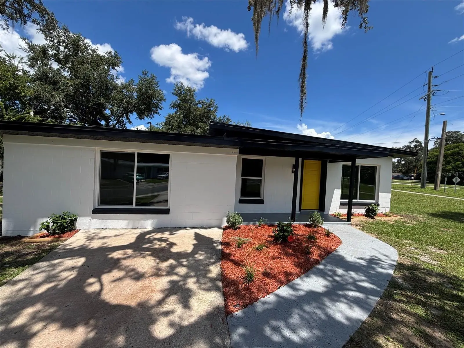 1041 Rosella Lane, FL
