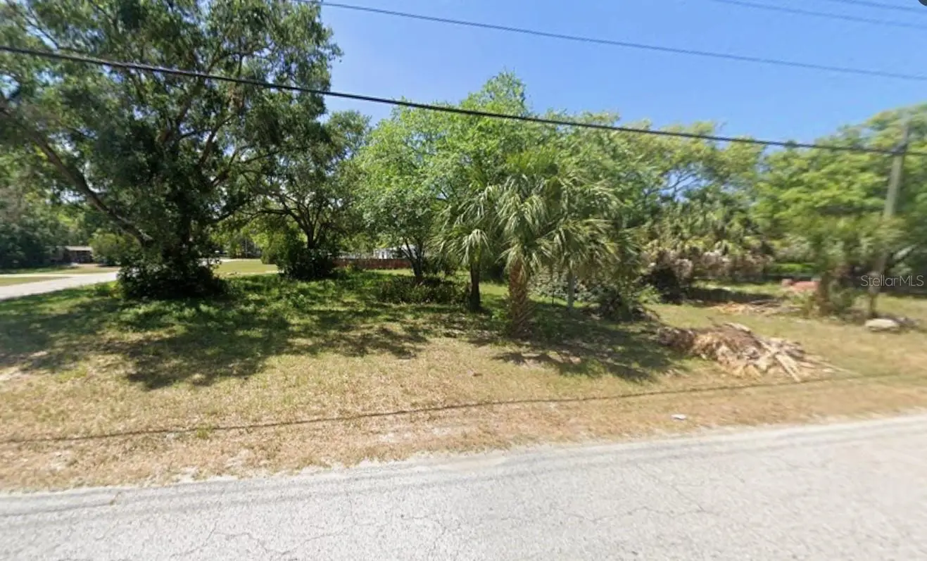 9052 Teak Street, FL