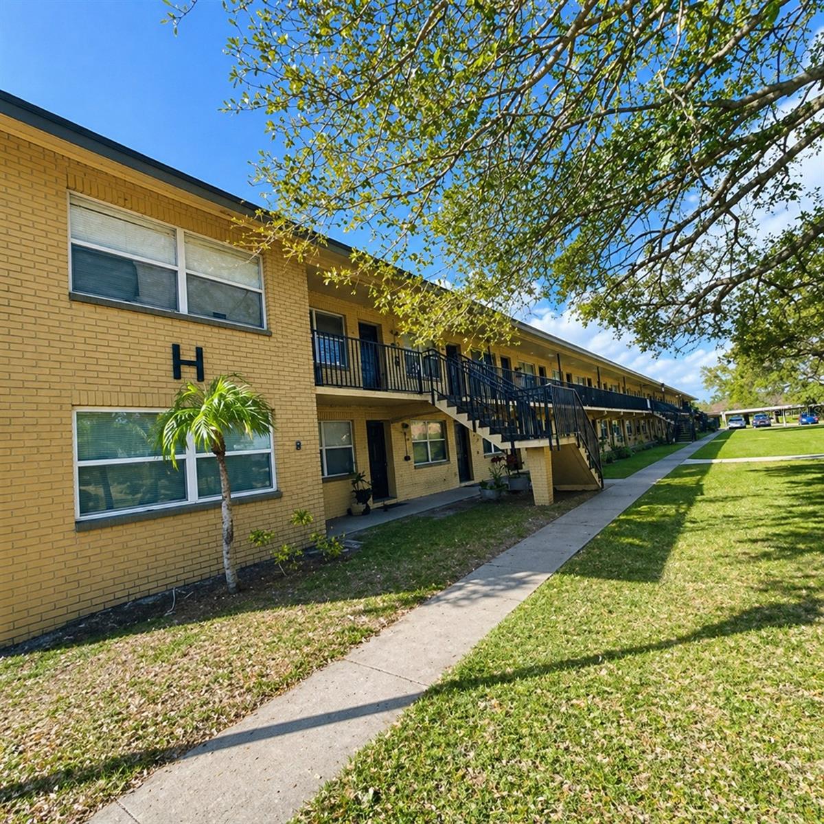 2501 Harn Boulevard, FL