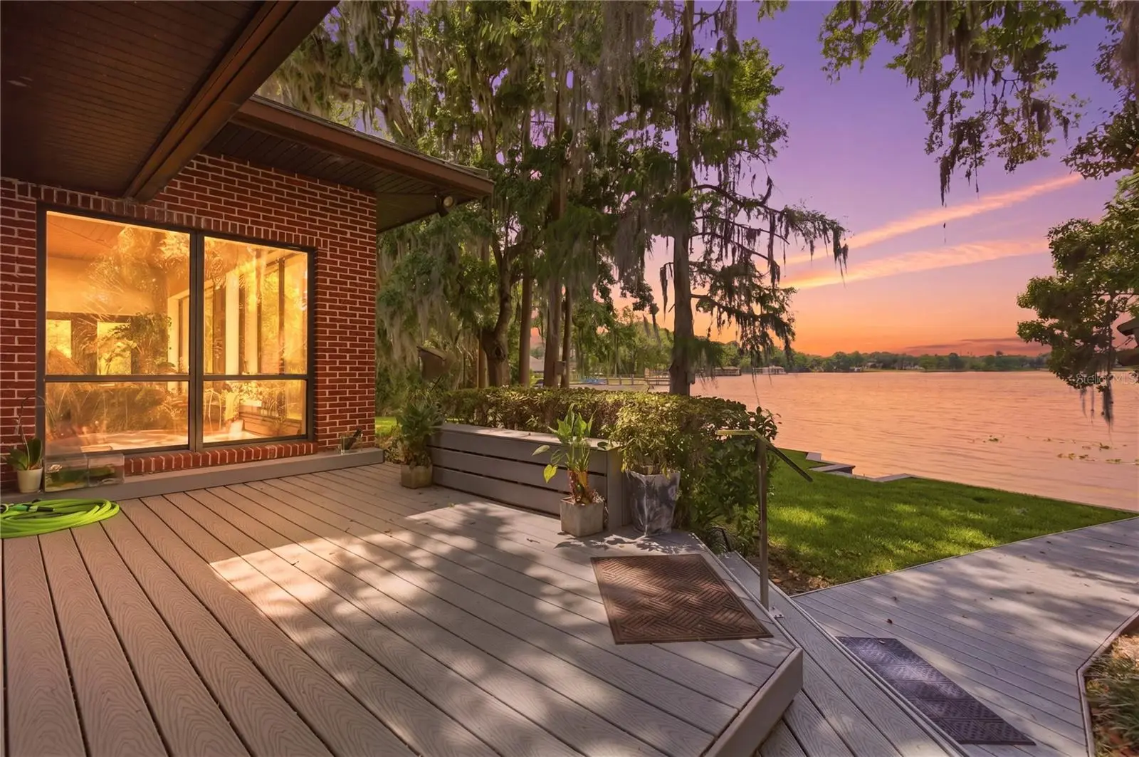 4910 Lake Drive, FL