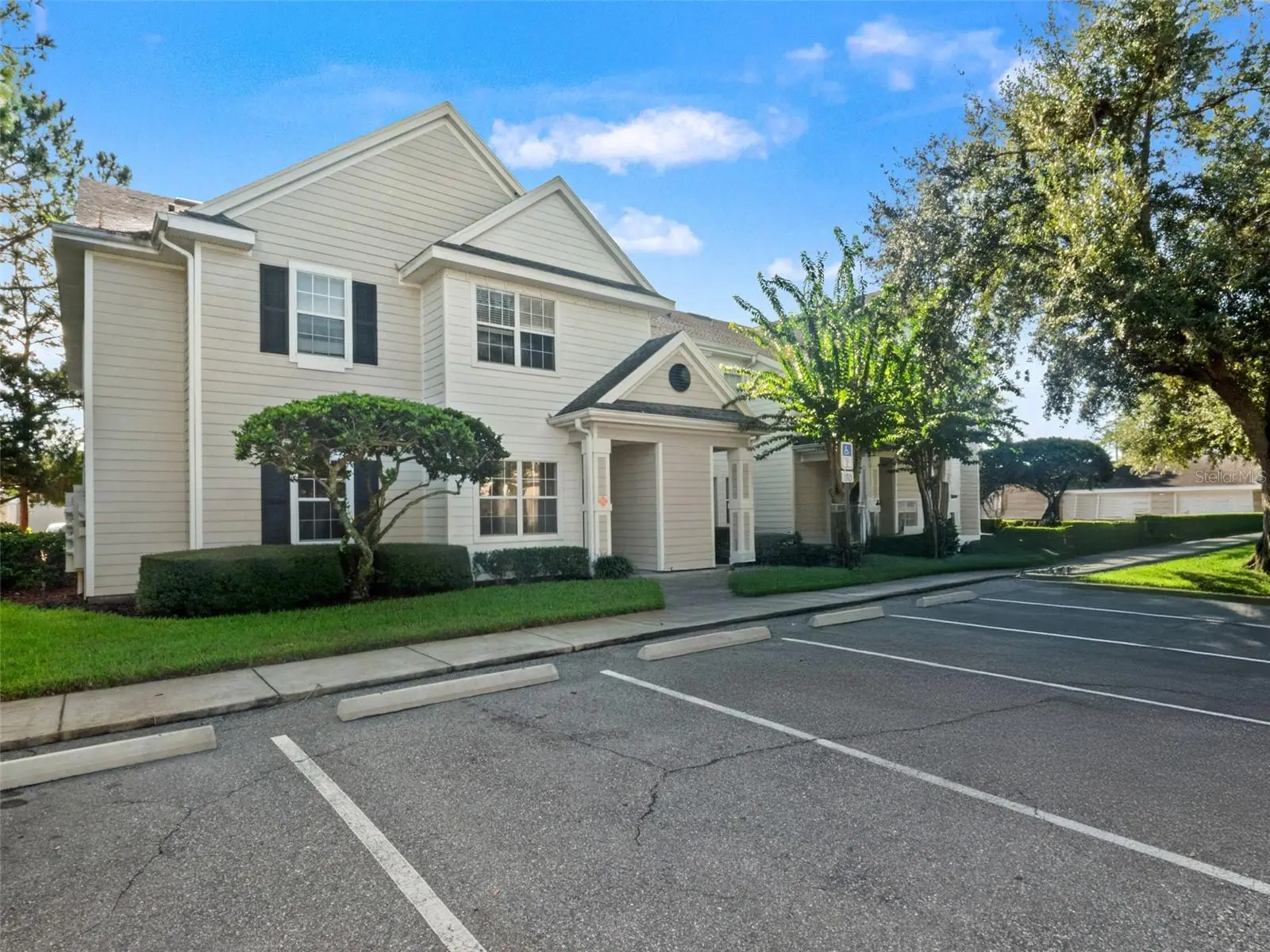 431 Southern Pecan Circle, FL