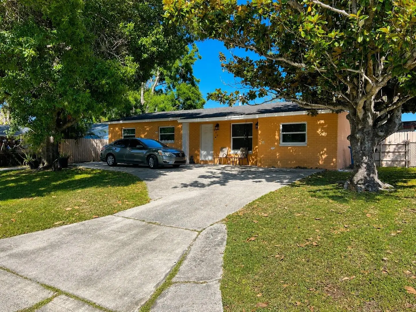 802 Papaya Drive, FL