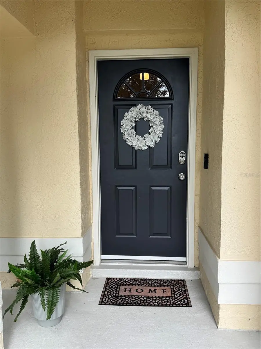 1119 Kenworth Drive, FL