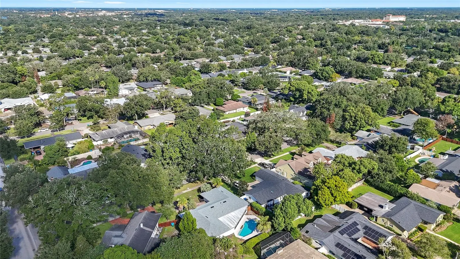 618 Blairshire Circle, FL