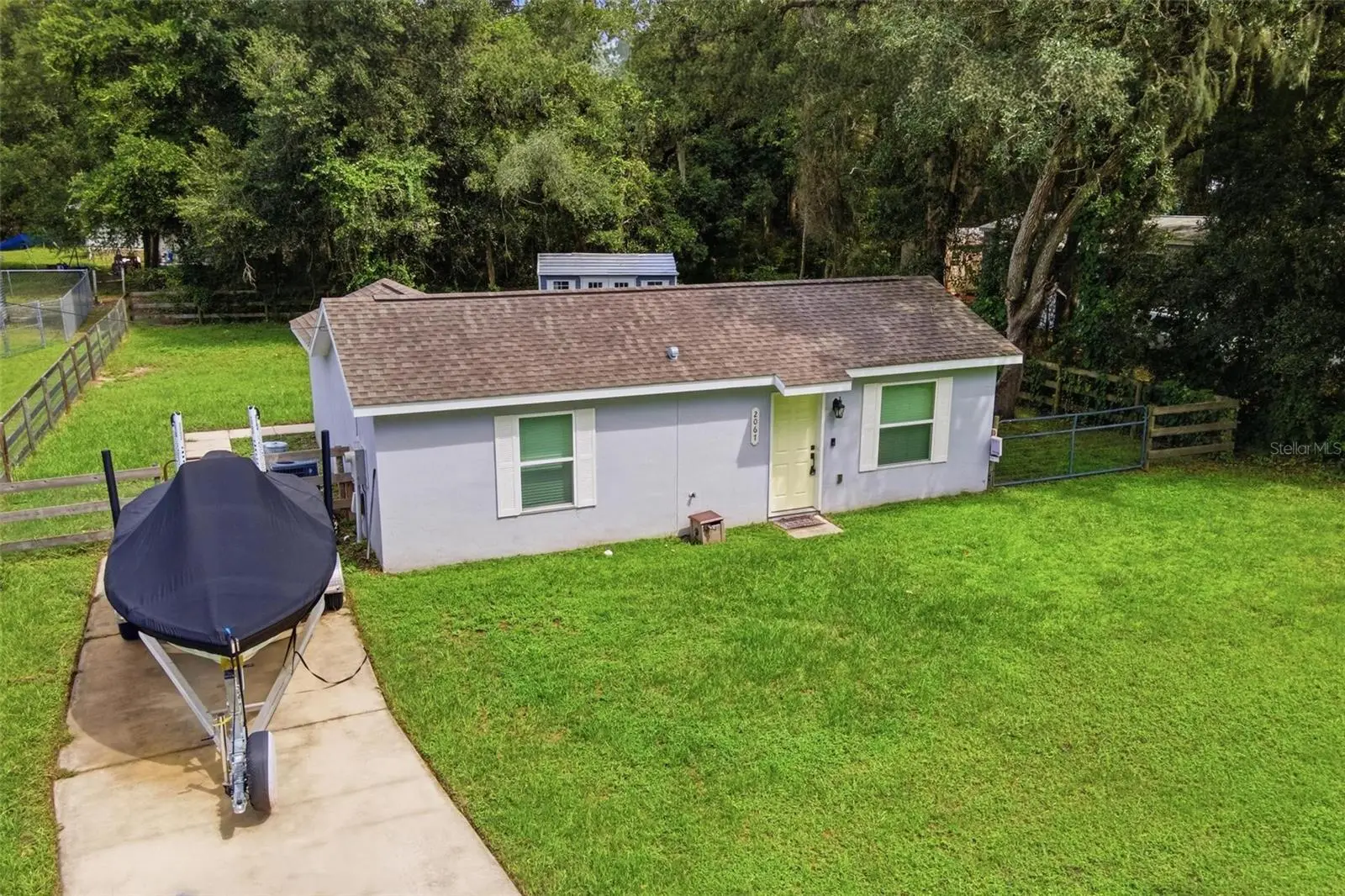2067 175th Terrace, FL