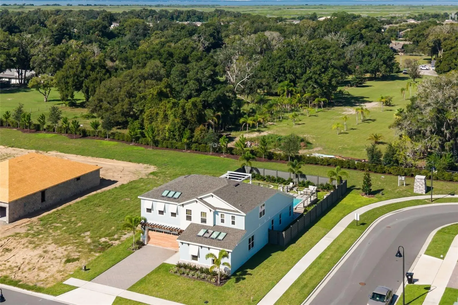 462 Emerald Grove Drive, FL