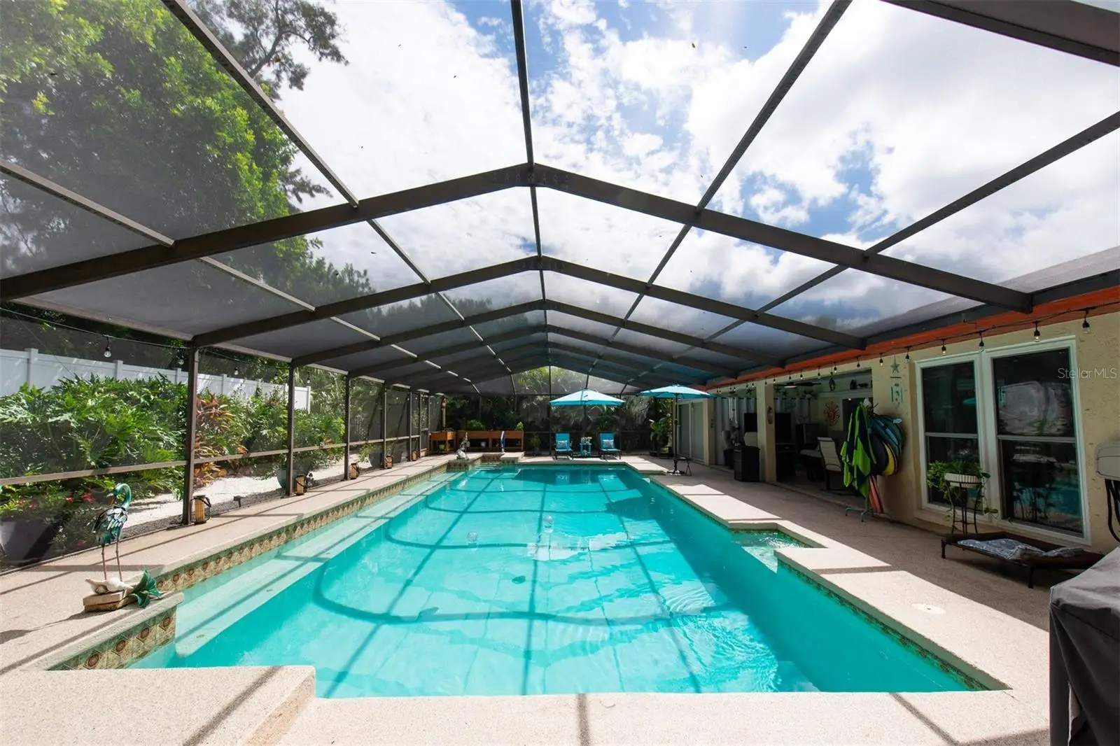207 Amesbury Circle, FL